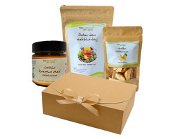 DRUŽINSKA SREČA <br>DARILNI PAKET<br /><span>(MED, ČAJ, PRIGRIZEK)</span>